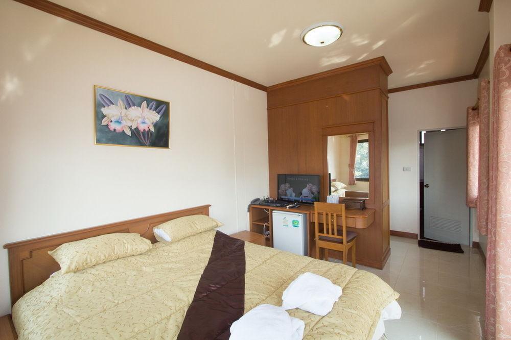 Donchai House Guest House& Cafe Chiang Mai Exterior foto
